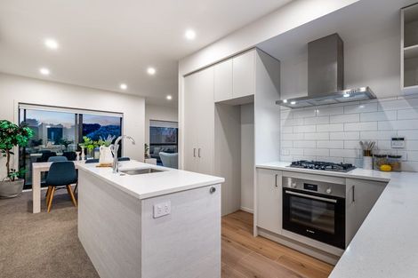 Photo of property in 40 Koreke Close, Kenepuru, Porirua, 5022