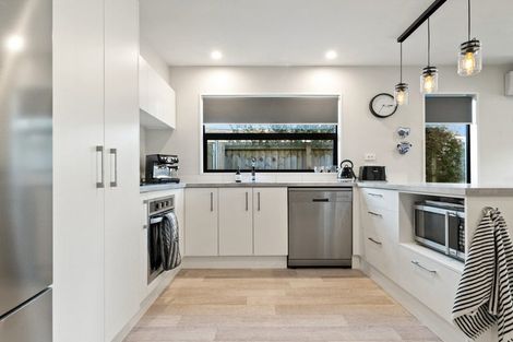 Photo of property in 18 Grove Road, Addington, Christchurch, 8024