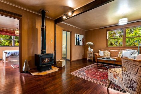 Photo of property in 31 Outlook Road, Greenhithe, Auckland, 0632