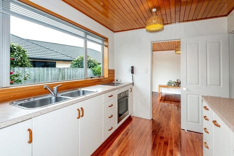 Photo of property in 54 Apsley Drive, Avonhead, Christchurch, 8042