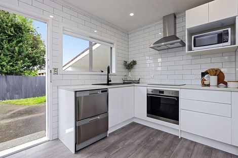 Photo of property in 27 York Avenue, Tamatea, Napier, 4112