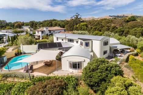 Photo of property in 15 Woodford Heights, Havelock North, 4130