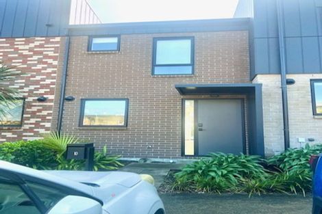 Photo of property in 10 Rara Lane, Manukau, Auckland, 2104