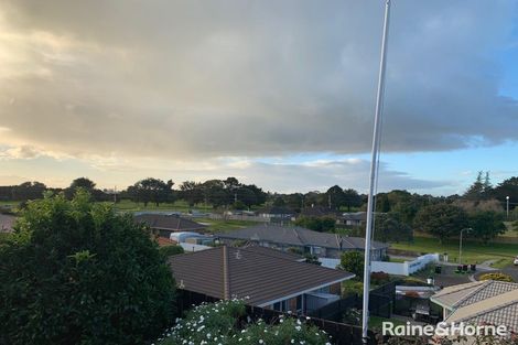 Photo of property in 18 Claridge Place, Mount Maunganui, 3116