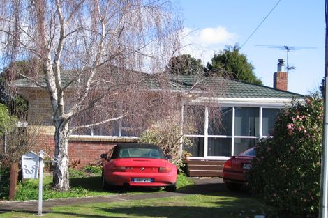 Photo of property in 36a Hill Crescent, Papakura, 2110