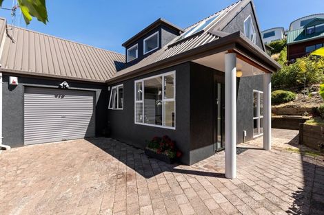 Photo of property in 34b Sainsbury Road, Fernhill, Queenstown, 9300