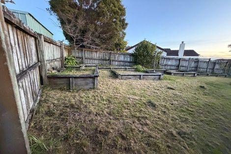Photo of property in 12 Conacher Close, East Tamaki Heights, Auckland, 2016