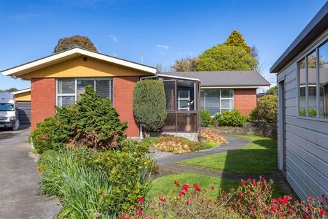 Photo of property in 17 Dellow Place, Spreydon, Christchurch, 8024