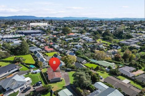 Photo of property in 8 Lorna Place, Brookfield, Tauranga, 3110