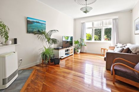 Photo of property in 22 Bettina Road, Fairfield, Hamilton, 3214