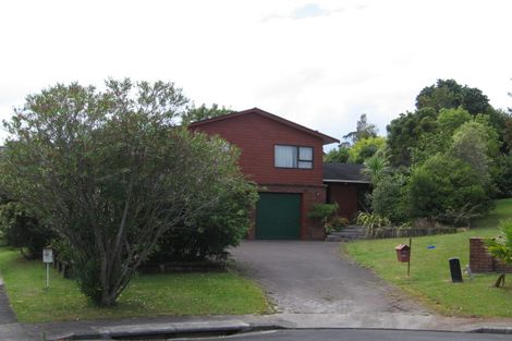 Photo of property in 8 Crown Hill Close, Forrest Hill, Auckland, 0620
