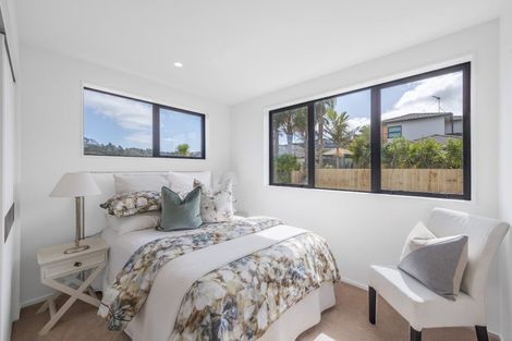 Photo of property in 7/11 Rengarenga Rise, Fairview Heights, Auckland, 0632