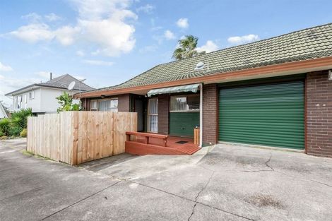 Photo of property in 2/140 Bucklands Beach Road, Bucklands Beach, Auckland, 2012