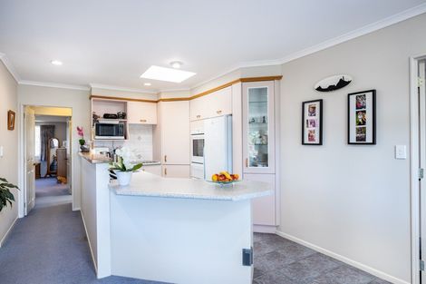Photo of property in 130 Frankley Road, Frankleigh Park, New Plymouth, 4310