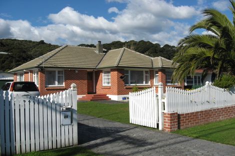 Photo of property in 24 Moohan Street, Wainuiomata, Lower Hutt, 5014