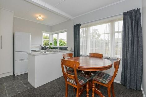 Photo of property in 8 Galway Avenue, Hokowhitu, Palmerston North, 4410