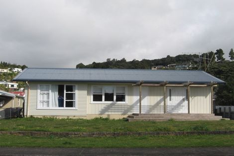 Photo of property in 16 Carr Street, Te Kamo, Whangarei, 0112