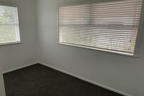 Photo of property in 308 Wairau Road, Glenfield, Auckland, 0629