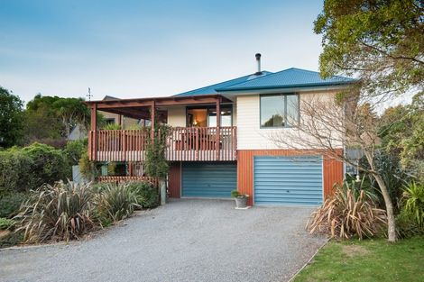 Photo of property in 5 James Drive, Diamond Harbour, Lyttelton, 8971