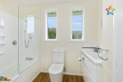 Photo of property in 32a Woodvale Grove, Fairfield, Lower Hutt, 5011