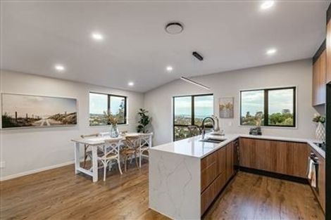 Photo of property in 185a Browns Bay Road, Browns Bay, Auckland, 0630