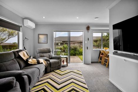 Photo of property in 54 Penrod Drive, Bell Block, New Plymouth, 4312