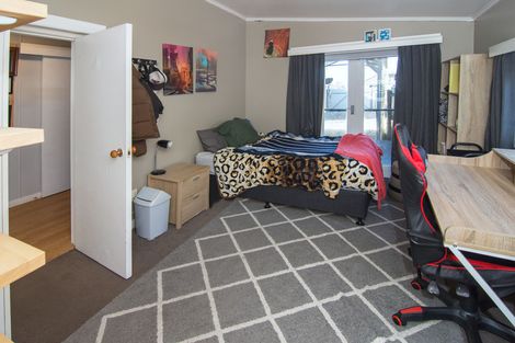Photo of property in 1 Vivian Street, Solway, Masterton, 5810