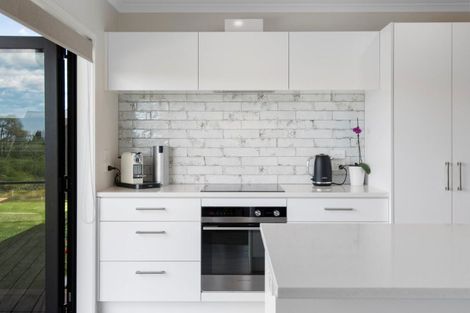 Photo of property in 183 Penetaka Heights, Pyes Pa, Tauranga, 3112