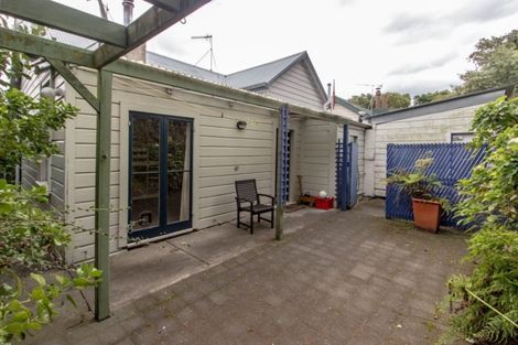 Photo of property in 79 Milton Road, Bluff Hill, Napier, 4110