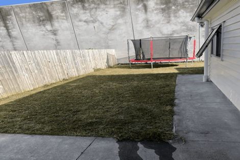 Photo of property in 9 Sohum Place, Manukau, Auckland, 2104