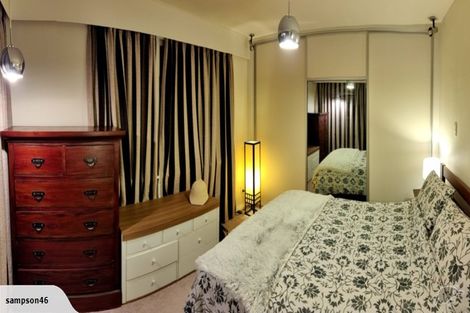 Photo of property in 140 Nicholson Road, Khandallah, Wellington, 6035