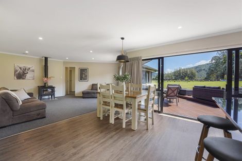 Photo of property in 229 Marchant Road, Kaitoke, Upper Hutt, 5018