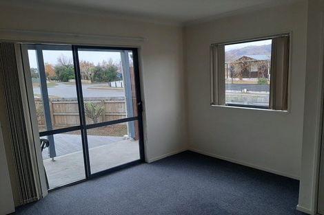 Photo of property in 2 Gantry Place, Cromwell, 9310