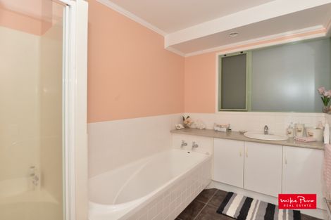 Photo of property in 13 Ngahere Drive, Horahora, Whangarei, 0110