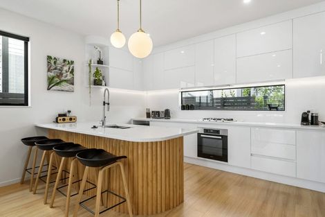 Photo of property in 3 Lemon Grove Lane, Greenhithe, Auckland, 0632