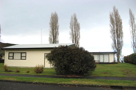 Photo of property in 5 Keitha Place, Kinloch, Taupo, 3377