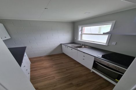 Photo of property in Shakespeare Flats, 8/48 Merton Street, Trentham, Upper Hutt, 5018