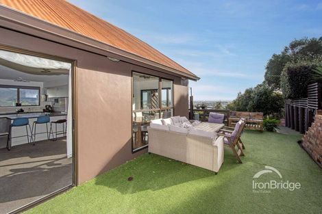 Photo of property in 10 Osmond Lane, Mount Pleasant, Christchurch, 8081