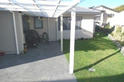 Photo of property in 80 Erlestoke Crescent, Churton Park, Wellington, 6037