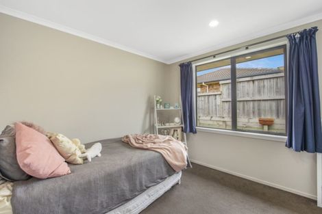 Photo of property in 48 Twickenham Place, Nawton, Hamilton, 3200