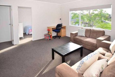 Photo of property in 64 Barbados Drive, Unsworth Heights, Auckland, 0632