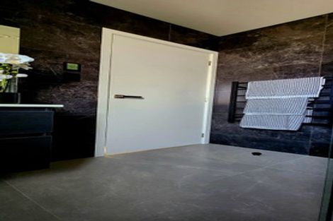 Photo of property in 8 Mcquillan Avenue, Woodend, 7610