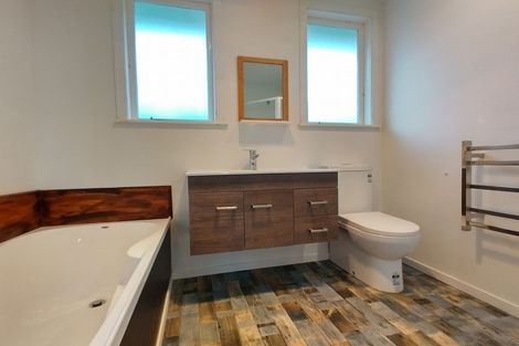 Photo of property in 43 Hiwi Crescent, Titahi Bay, Porirua, 5022