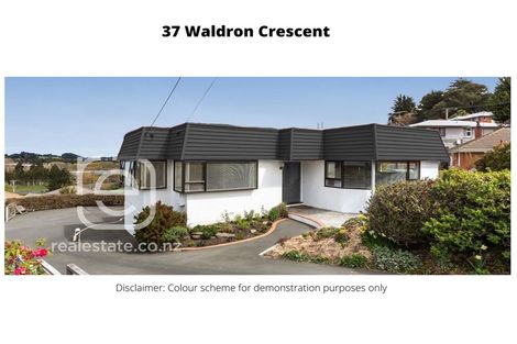 Photo of property in 37 Waldron Crescent, Green Island, Dunedin, 9018