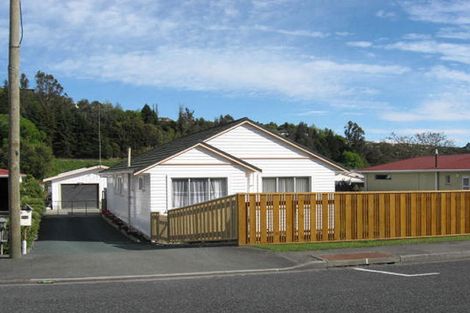 Photo of property in 210 Kawai Street South, Nelson South, Nelson, 7010