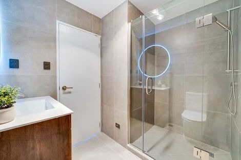 Photo of property in 2/60 Yeovil Road, Te Atatu Peninsula, Auckland, 0610