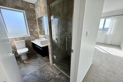 Photo of property in 12 Palm View Terrace, Gulf Harbour, Whangaparaoa, 0930