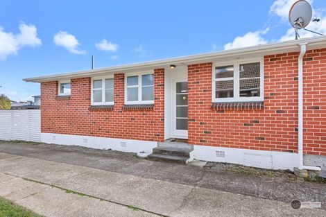 Photo of property in 58 Wai-iti Crescent, Woburn, Lower Hutt, 5010