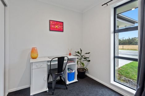 Photo of property in 62 Petries Road, Woodend, 7610