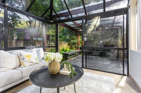 Photo of property in 2/32 Centorian Drive, Windsor Park, Auckland, 0632